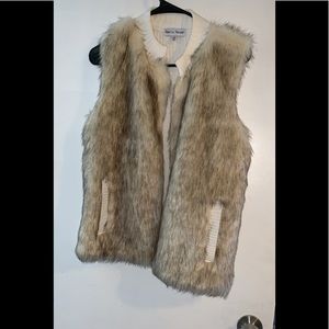 Fur vest